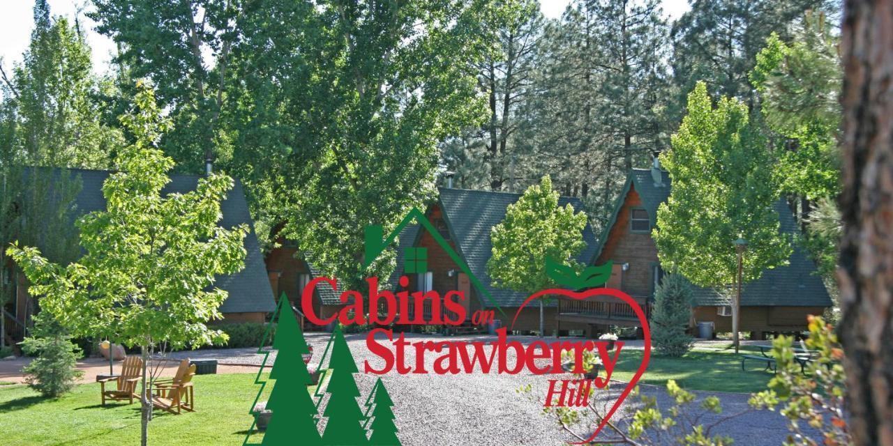 Cabins On Strawberry Hill Hotel Pine Esterno foto